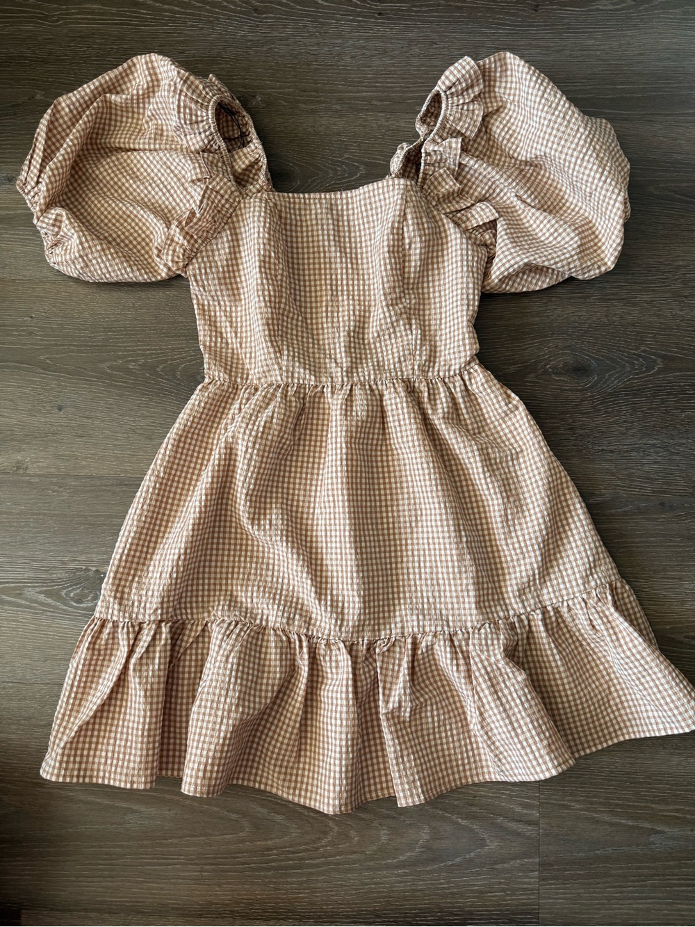 Forever 21 Beige Gingham Puff-Sleeve Dress